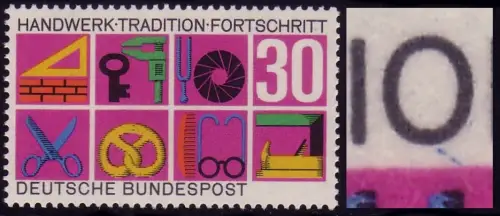 553III Handwerk mit PLF III blauer Strich unter O von TRADITION, Feld 6 **