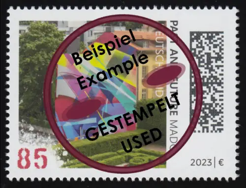 3783 Street Art: MadC - Past and Future, O gestempelt