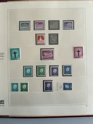 Berlin 1948-1959 Teilsammlung im roten SAFE-Dual-Vordruckringbinder, * / **