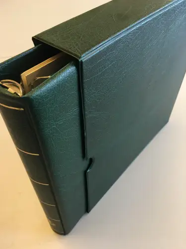 LEUCHTTURM Ringbinder EXCELLENT DE mit Kassette in grün, gebraucht