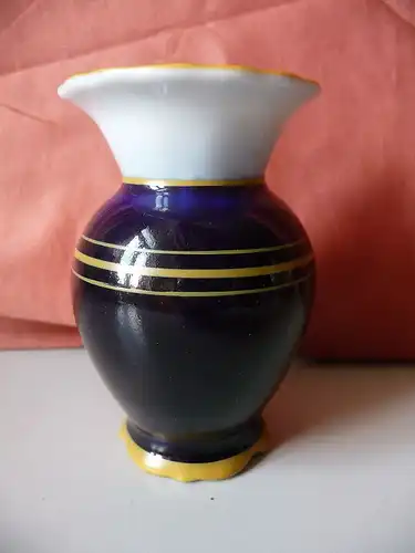 Kleine Vase Blumenvase kobaltblau / PM Martinroda Porzellan