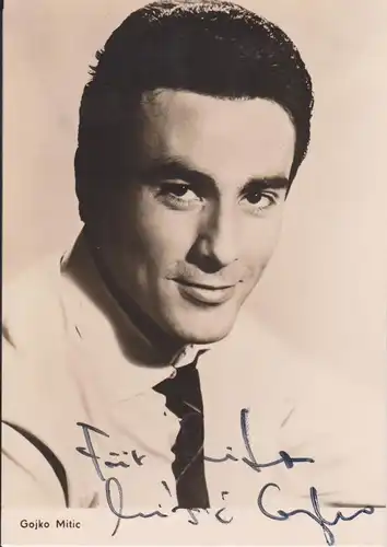 Autogrammkarte Gojko Mitic / Schauspieler DDR Foto handsigniert 1966