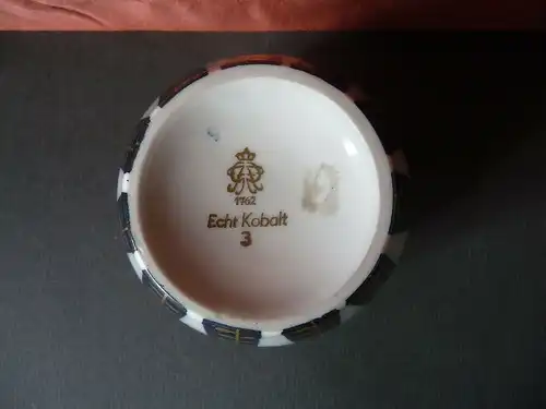 Kleine Vase Gefäß mit Kobaltstreifen / Aelteste Volkstedter Porzellanmanufaktur