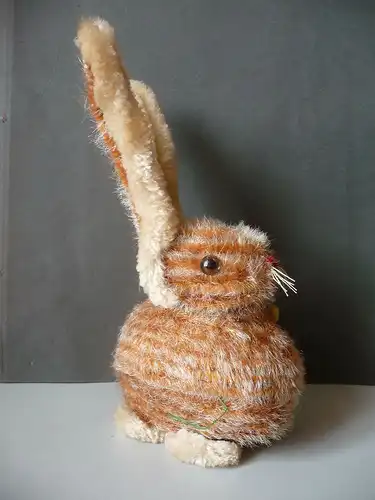 Osterhasen-Figur zum Befüllen Candybox Chenille 20 cm