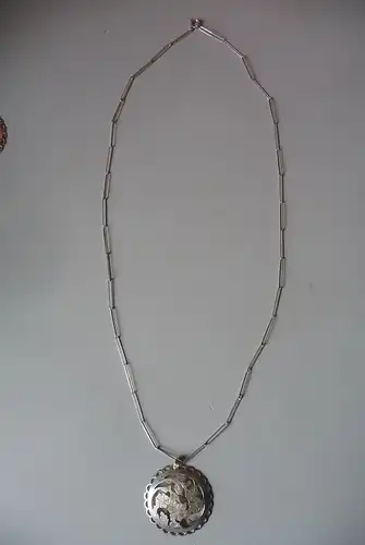 Halskette mit Anhänger / Silber 835 Handarbeit