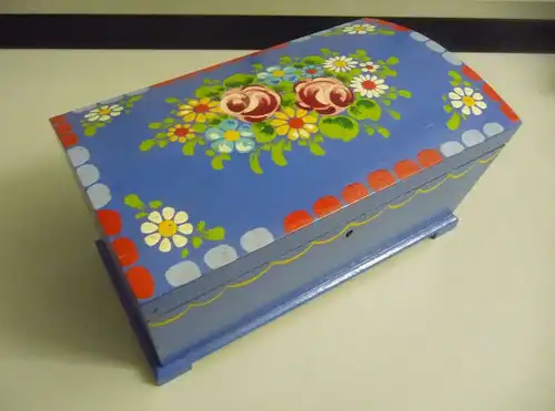 Wunderschöne Holz-Schatulle Holzkiste Box blau Blumenmalerei