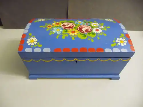 Wunderschöne Holz-Schatulle Holzkiste Box blau Blumenmalerei