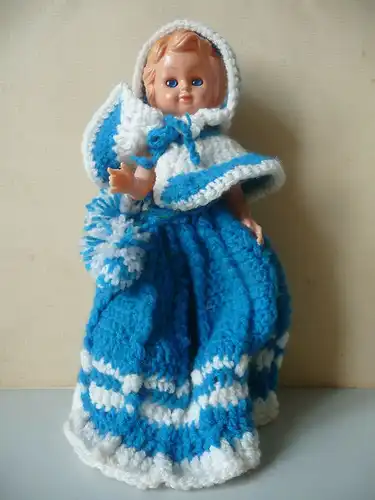 Kleine Puppe aus Kunststoff blaues Kleid / Made in Italy