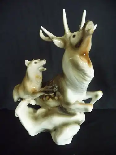 Porzellanfigur Hirschjagd Hirsch Hund / Royal Dux Porzellan