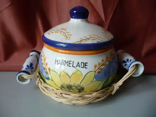 Marmeladendose Deckeldose im Körbchen / Götz Keramik