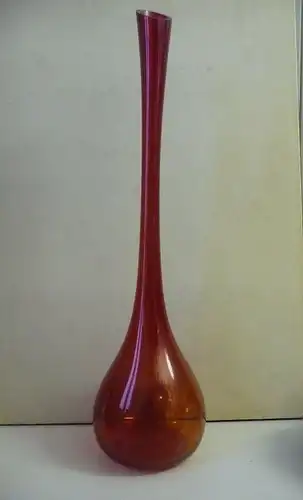 Schlanke hohe Vase Stielvase rot 42 cm