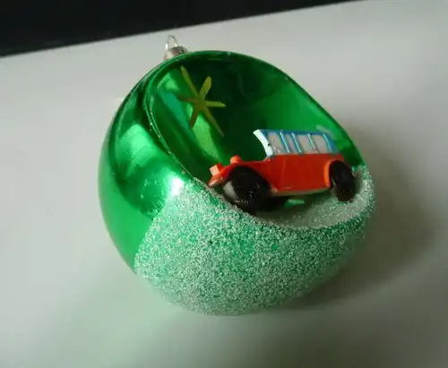 Christbaumkugel Weihnachtsbaum-Schmuck Kunststofffigur Auto / Glaskunst Lauscha