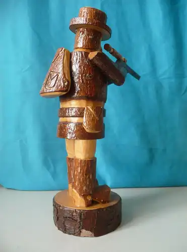 Dekofigur Holzfigur Jäger mit Gewehr