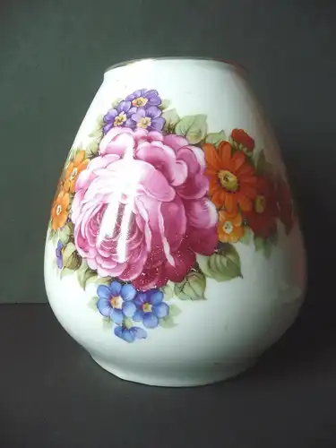 Alte Vase mit Blumendekor Rosen / Zeh Scherzer Porzellan ?
