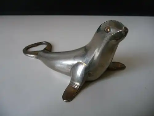 Flaschenöffner Flaschenverschluss in Form eines Seehunds