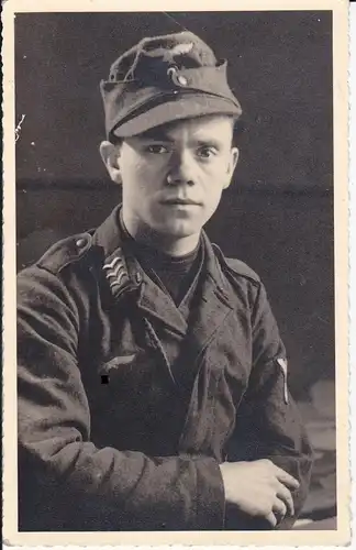 Orig. Foto Postkarte Porträt Soldat Flieger WK II