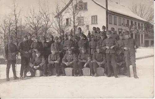 Orig. Foto Soldaten Gruppenbild Winter Schweiz?