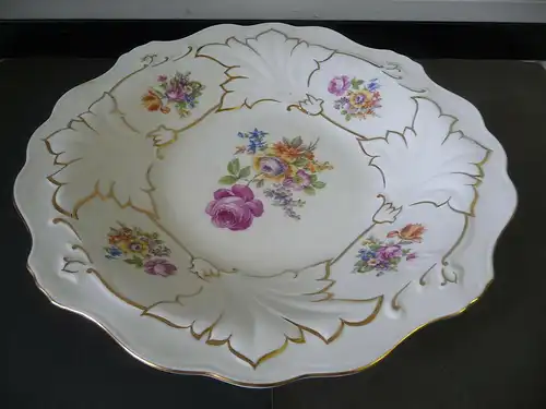 Großer Zierteller Blumenmalerei / Weimar Porzellan Modell Jutta
