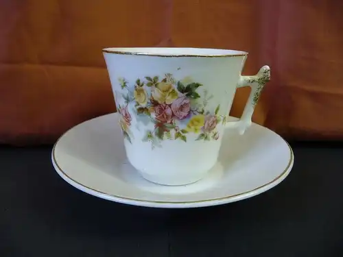 Tasse Kaffeetasse mit Untertasse Blumendekor