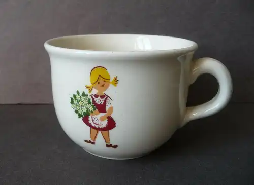 Kindertasse Motiv Gärtner Blumenmädel / Keramik DDR