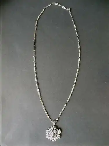 Halskette mit Anhänger Silber 835