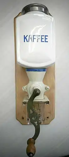 Alte Kaffeemühle / Wandmühle / D.R.G.M.