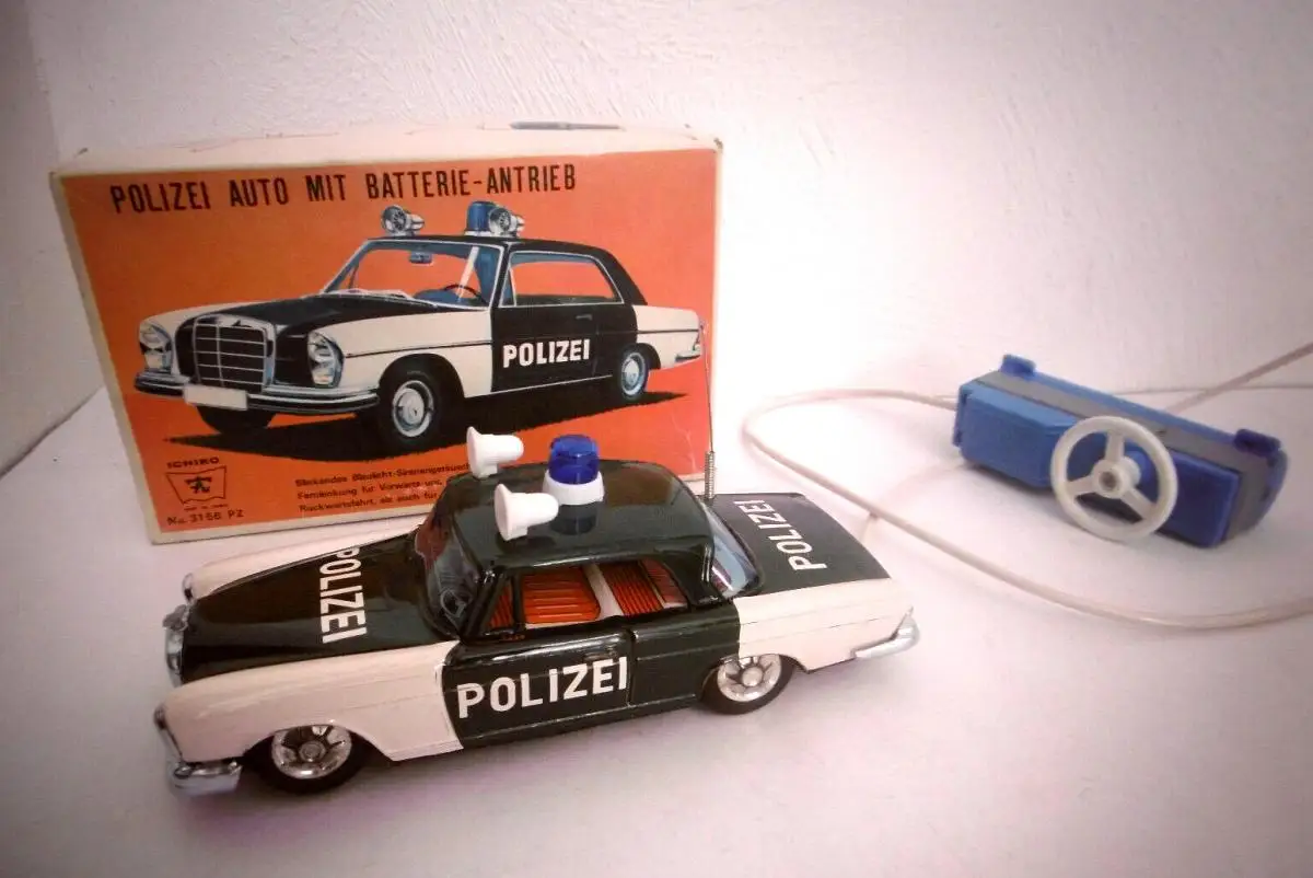 Vintage Blechauto / Fernlenkauto 