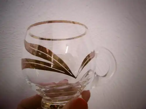 Tolles Vintage Bowle-Set in golddurchwirktem floralem Design mit 6 Gläsern