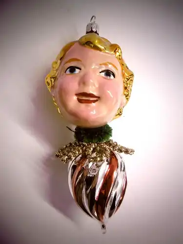 Wunderschöner Nostalgie-Christbaumschmuck "Kinderkopf mit Zipfel", L. ca. 15 cm