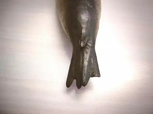 Stattliche Massefigur/ Tierfigur "Brüllender Seehund" , Lineol