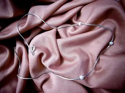 3-er Set schöne elegante Ketten mit Perlen, versilbert