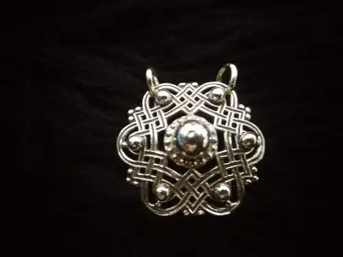 Traumhaft schöner Kettenanhänger, Silber, absoluter Blickfang!!!