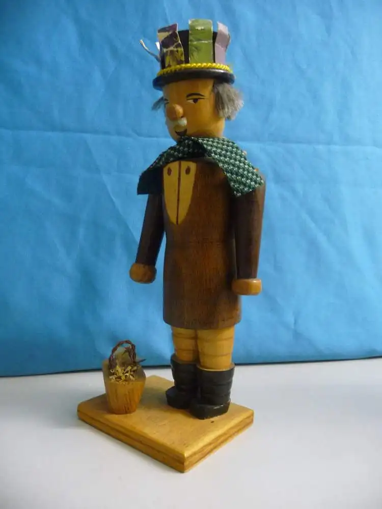 Schöne Holzfigur Wandersmann Pilzsammler / Volkskunst Handarbeit Erzgebirge 2