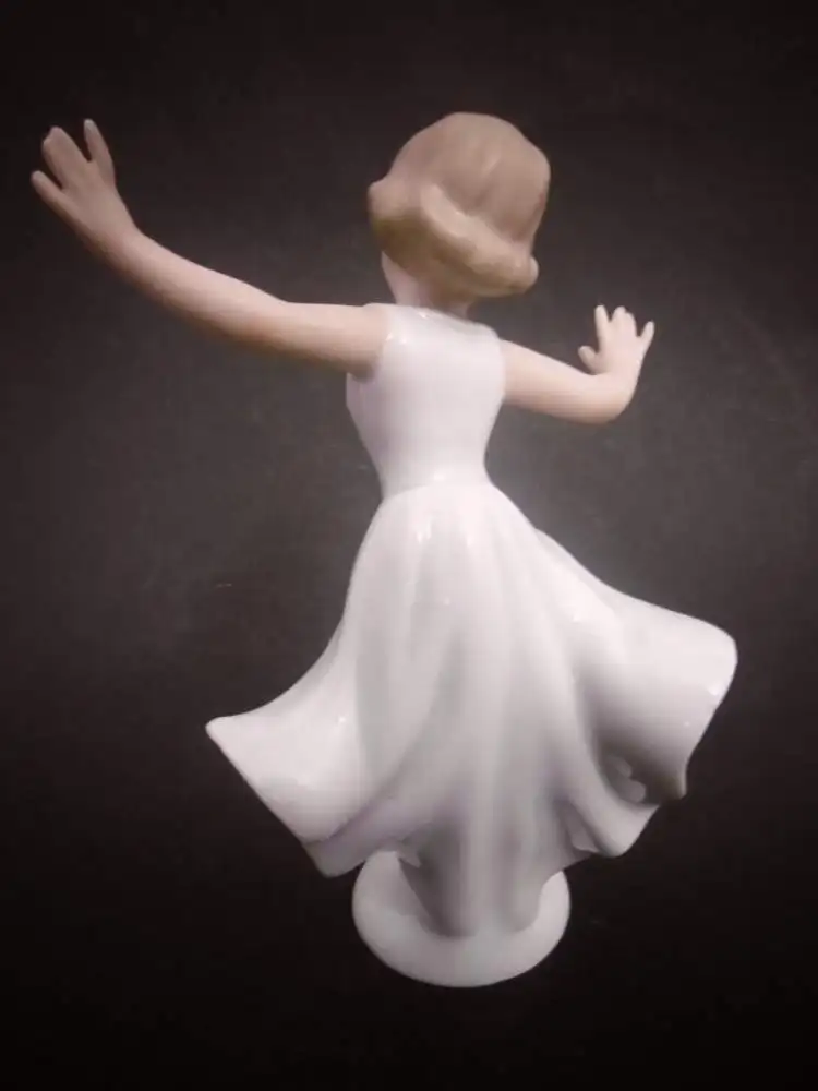 Bezaubernde Porzellanfigur 