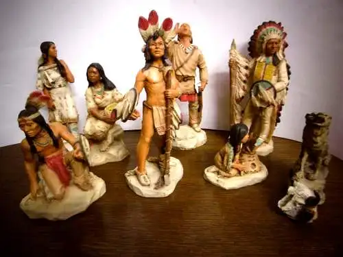 Sehr schöne Figuren "Indianerfamilie" 8 tlg. Fa. Castagna Italien