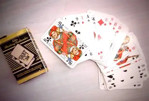 Altes Kartenspiel "Echte Altenburg Stralsunder Skat Nr. 3 N"