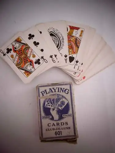 Altes Kartenspiel aus England "Playing Cards de Luxe 601" in orig. Packung
