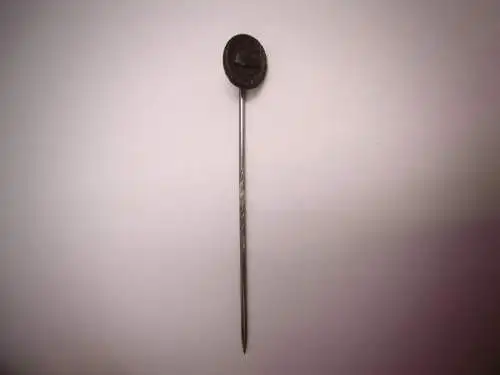 Alte originale Anstecknadel "VVW", I. WK, schwarz