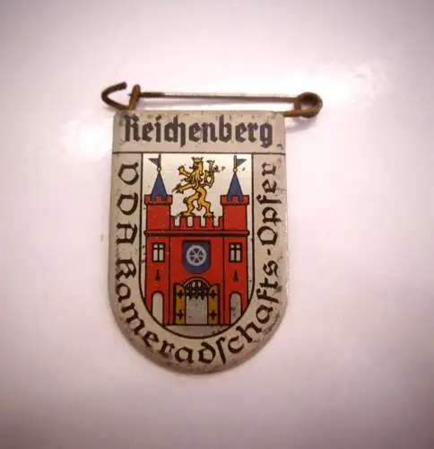 WHW VDA Winterhilfswerk Abzeichen mit Stadtemblem von Reichenberg