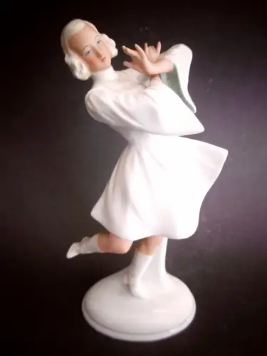 Wunderschöne Porzellanfigur Schaubachkunst "Tänzerin mit Stiefeln", H. 19,5 cm