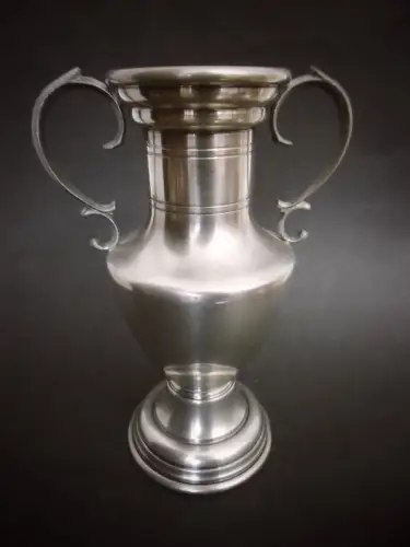 Wunderschöne Zinn Vase / Amphore, Höhe 21 cm