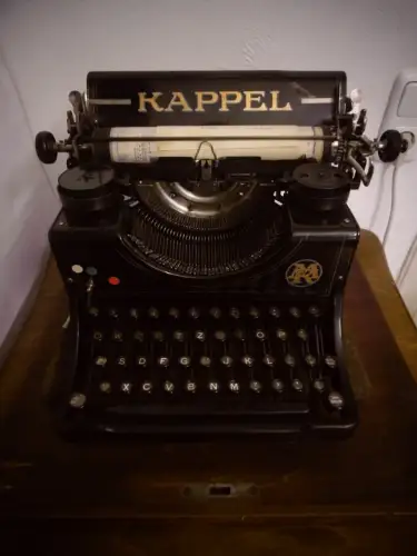 Wunderschöne antike Schreibmaschine KAPPEL, inkl. Abdeckung + Koffer, D.R.G.M.
