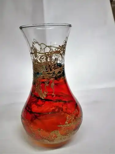 Dekorativ bemalte Vase