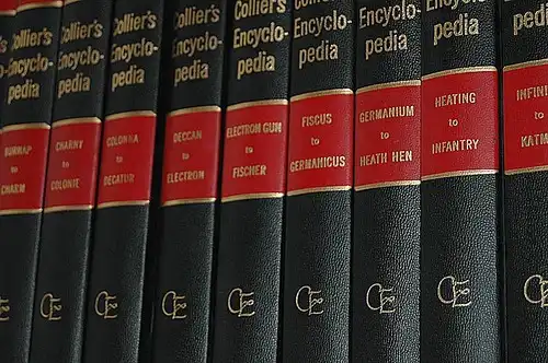Halsey, William D. (Editorial Director): Collier's Encyclopedia with Bibliography and Index. 24 Bände plus 3 Ergänzungsbde. 