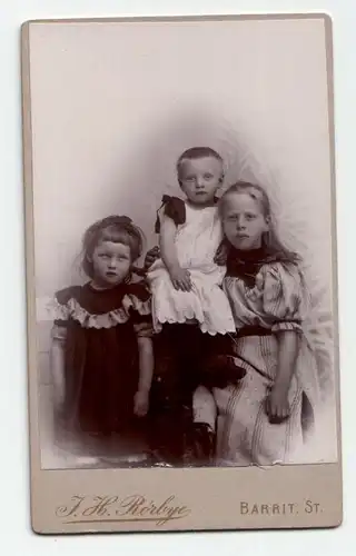 Porträt von drei Kindern, Atelier J.H.Rörbye, Barrit St.