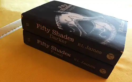 EL James - Fifty Shades Darker, Fifty Shades Freed