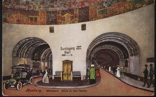 Hamburg. Elbtunnel. Blick in den Tunnel.