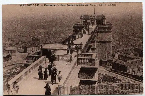 Marseille - Passerelle des Ascenseurs de N. - D. de la Garde