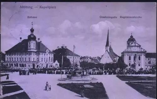 Altötting Kapellplatz. Gnadenkapelle Magdalenekirche (1921)