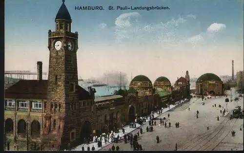 Hamburg. St. Pauli-Landungsbrücken.